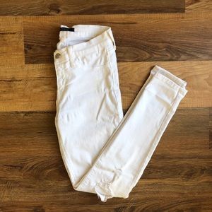 Mid-rise ankle skinny